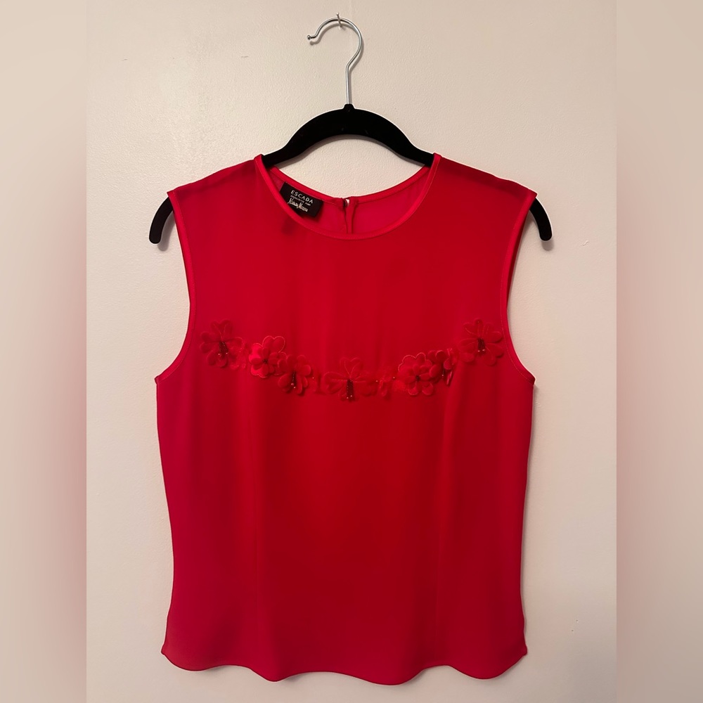 Beautiful Escada sleeveless top size S
